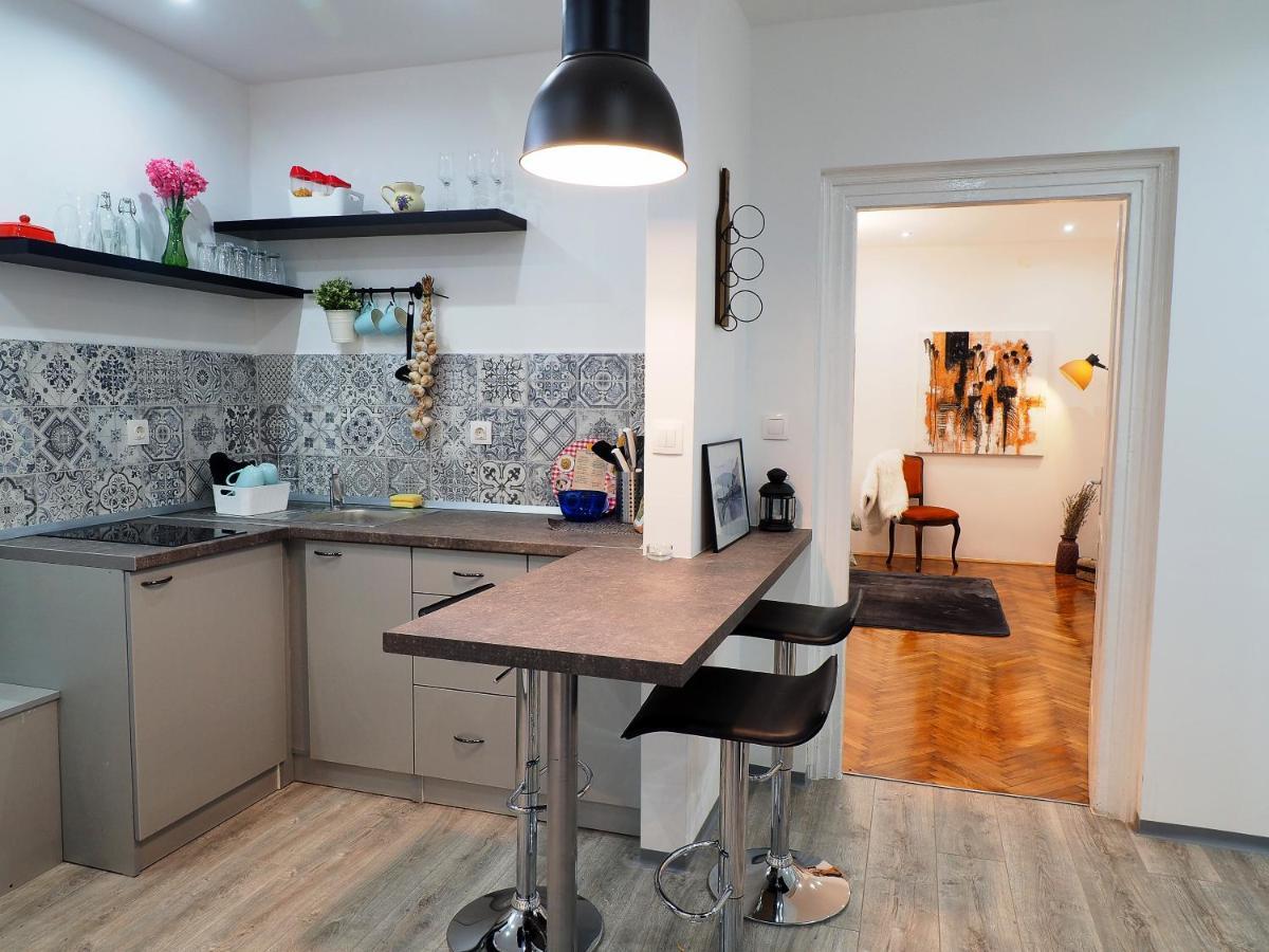 Deluxe Zoya Centar Apartma Pula